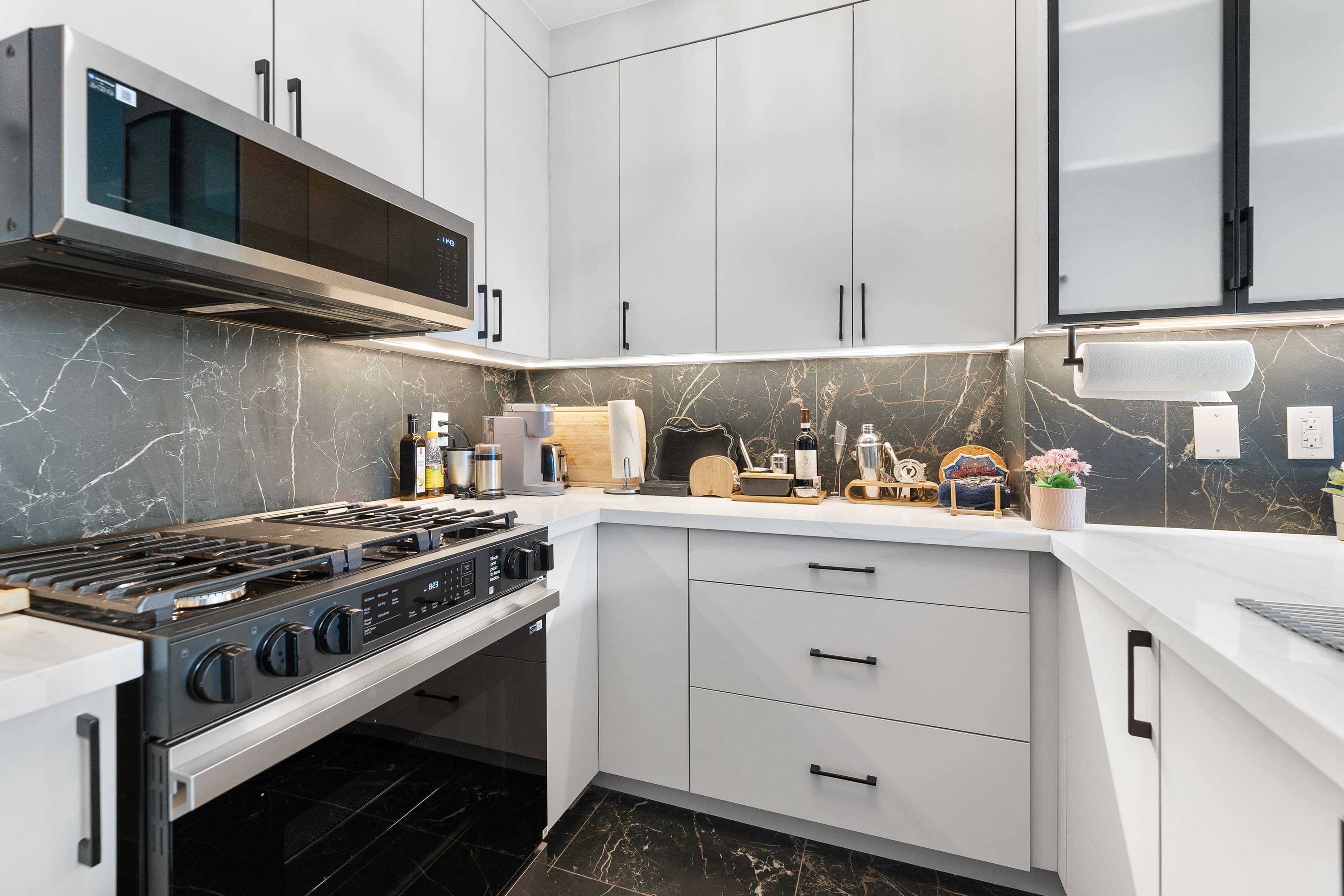 Condo Upgrade in Toronto - The North Cabinets