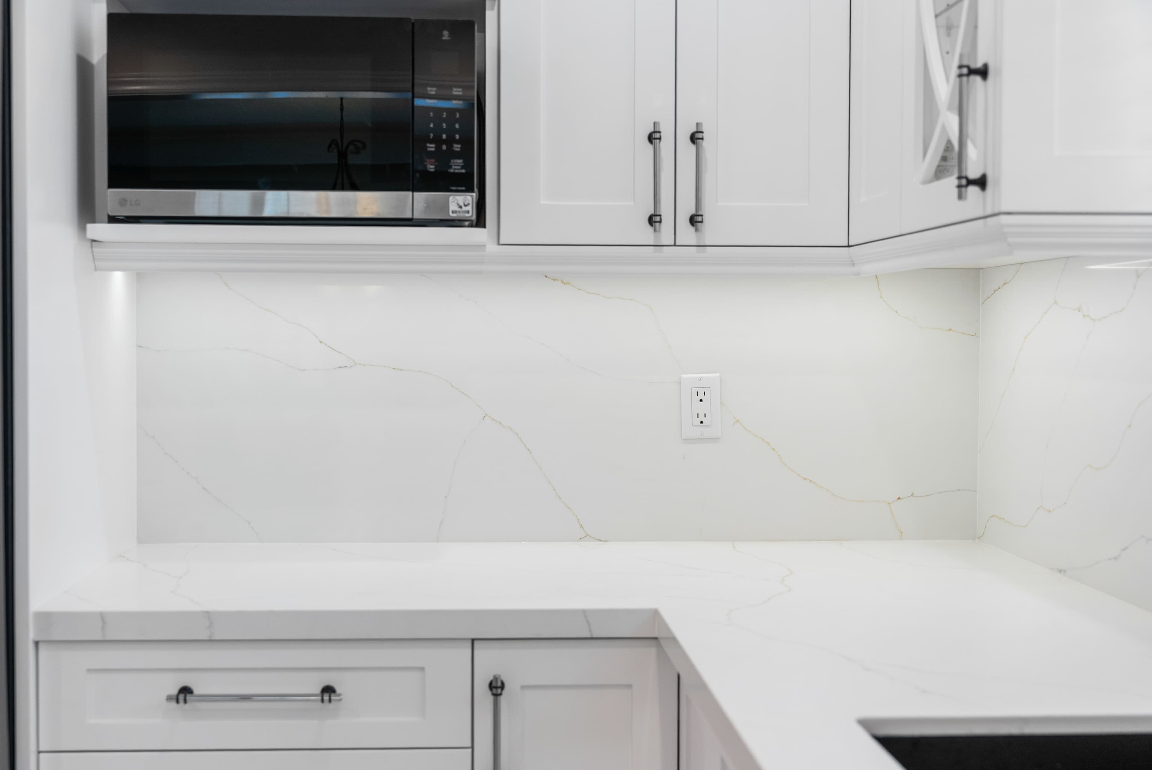 Mississauga Kitchen - The North Cabinets