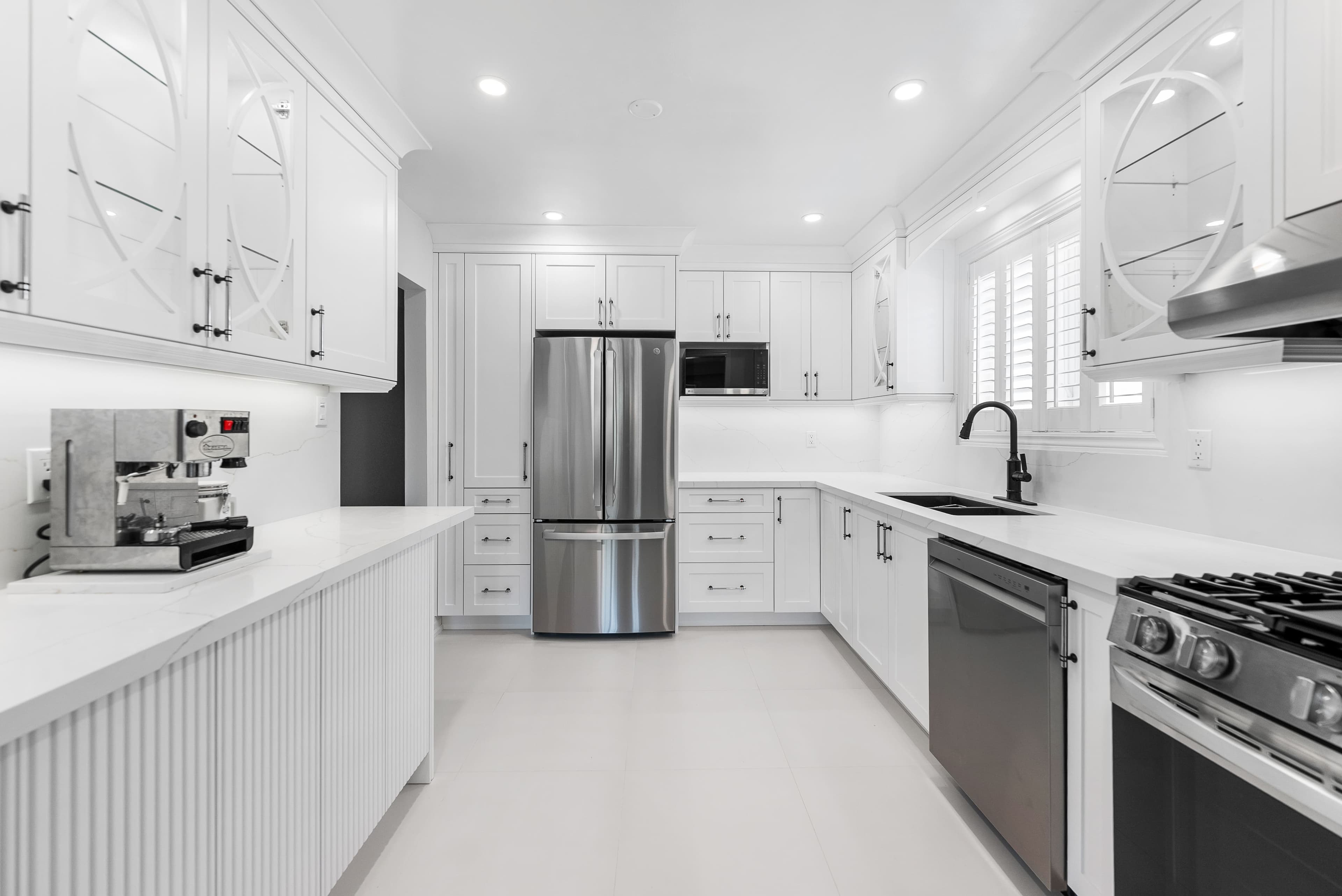 Mississauga Kitchen - The North Cabinets