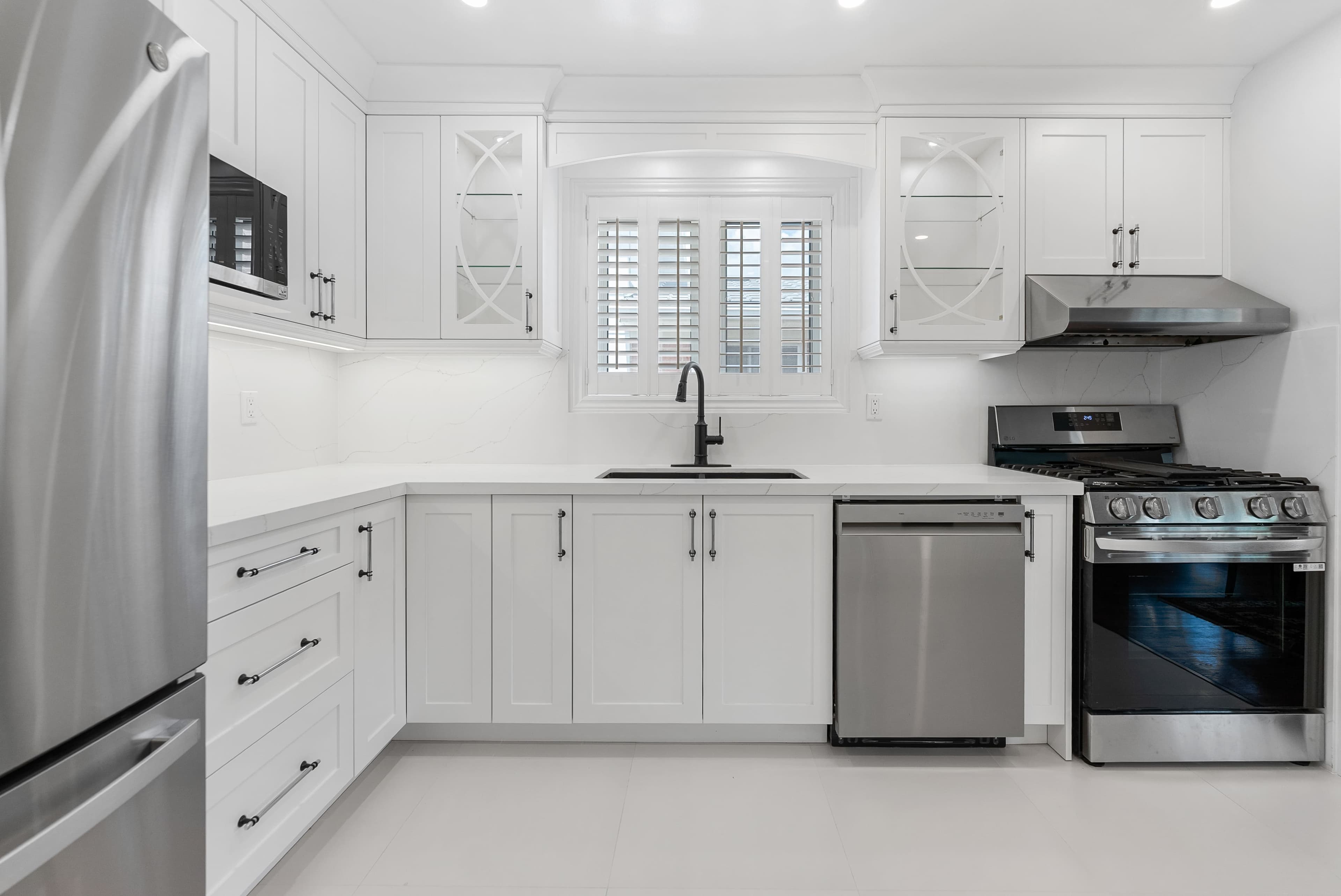 Mississauga Kitchen - The North Cabinets